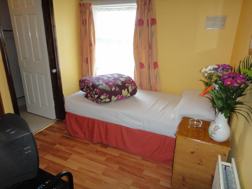 Inn On The Liffey Guesthouse Dublin Exterior photo