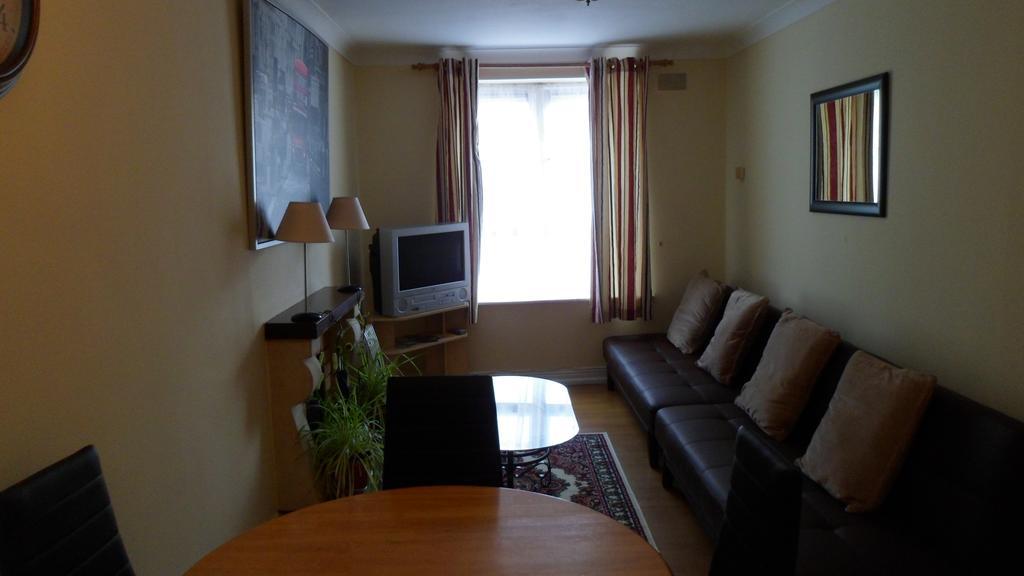 Inn On The Liffey Guesthouse Dublin Exterior photo