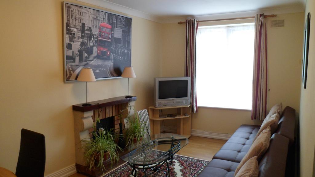 Inn On The Liffey Guesthouse Dublin Exterior photo